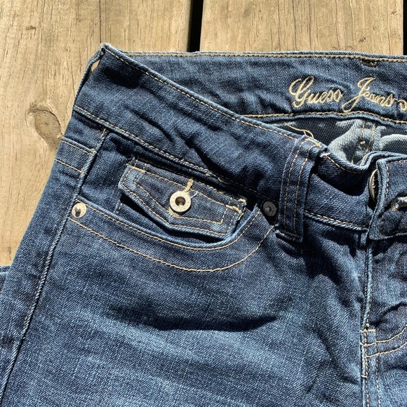 Guess Jeans Doheny Low Rise Boot Cut Flap Pocket Jean Size 28 - Picture 5 of 9